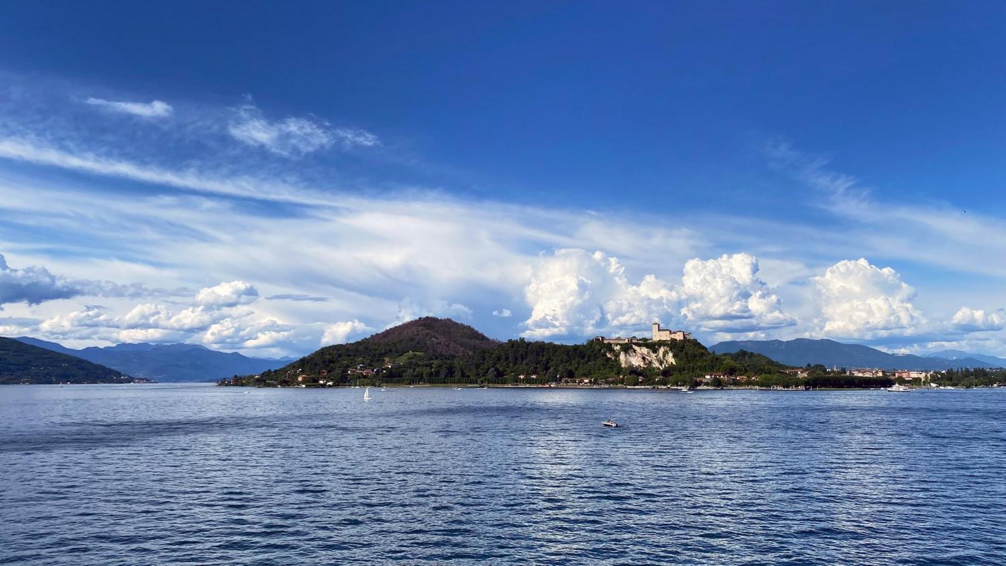 Fwl Romance On The Lake - Panorama Arona Esterno foto